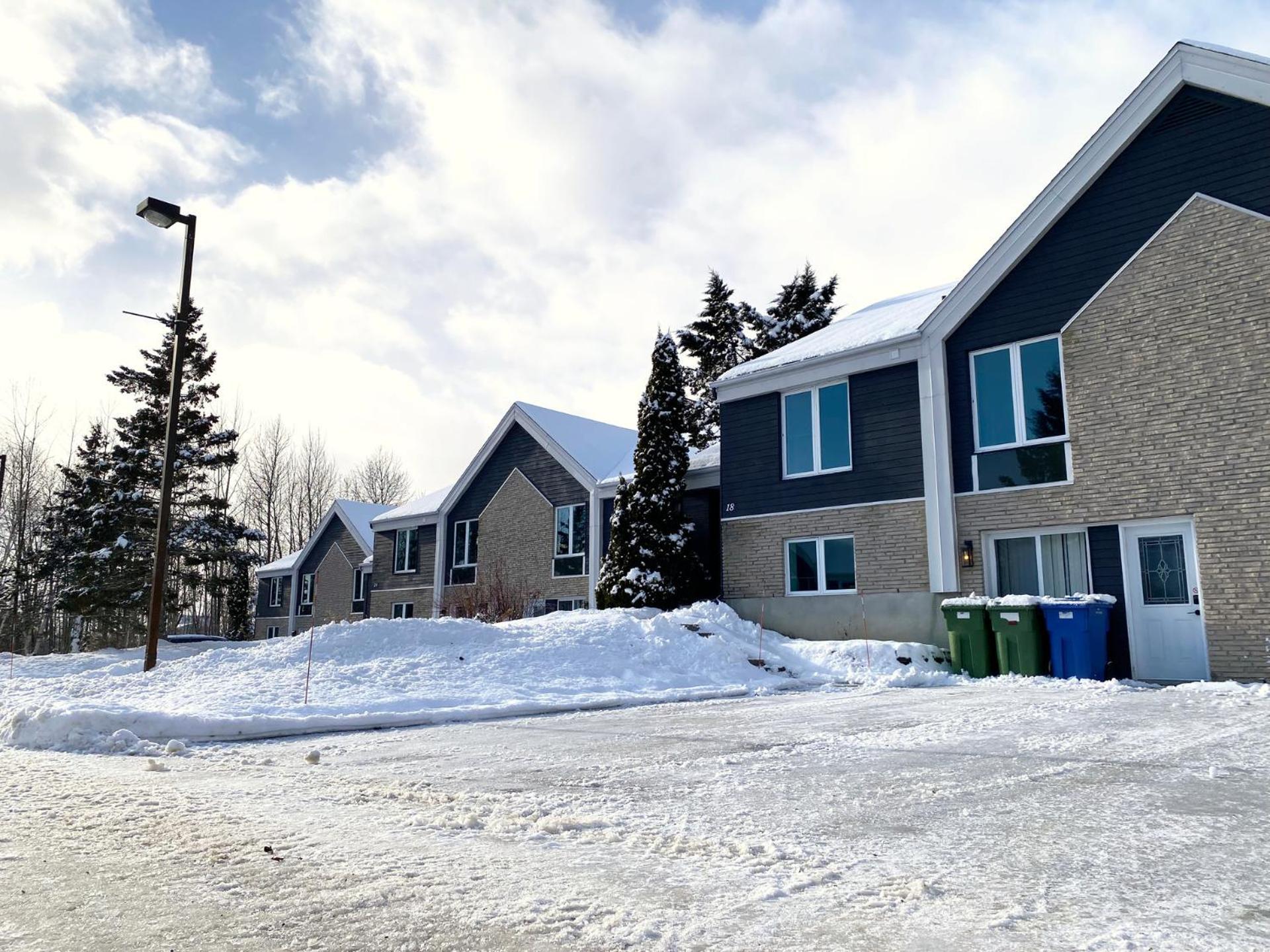 Chalets Montmorency Mont-Sainte-Anne Luaran gambar